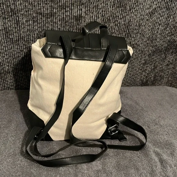Deux Lux: Canvas Backpack with Vegan Leather Trim - Picture 4 of 16